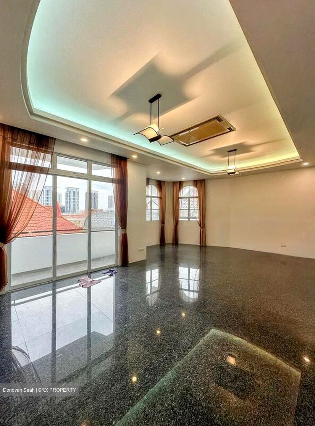 East Coast Hill (D16), Semi-Detached #472832781